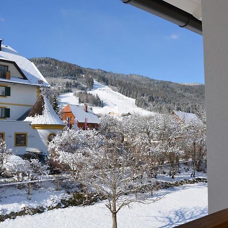 Haus Ofner Am Kreischberg Panzió Sankt Georgen ob Murau Kültér fotó